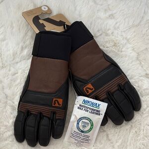 Flylow Leather Unisex Wolverine Gloves (Black Color Way)
